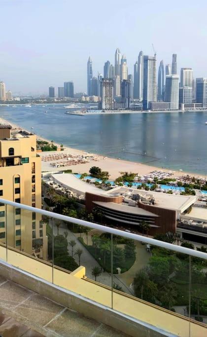 Amazing Apartment With Infinity Pool Dubai Eksteriør bilde