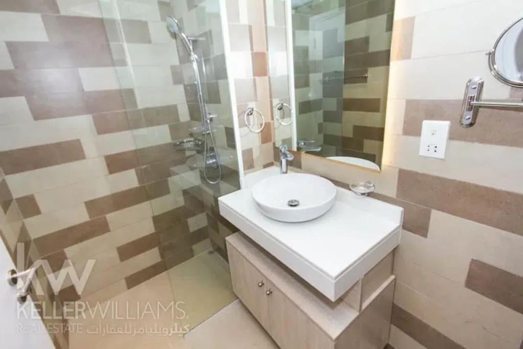 Amazing Apartment With Infinity Pool Dubai Eksteriør bilde